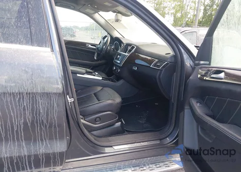 2015 Mercedes-Benz Gl 450 4Matic z USA, uszkodzony, nr VIN 4JGDF6EE2FA485960